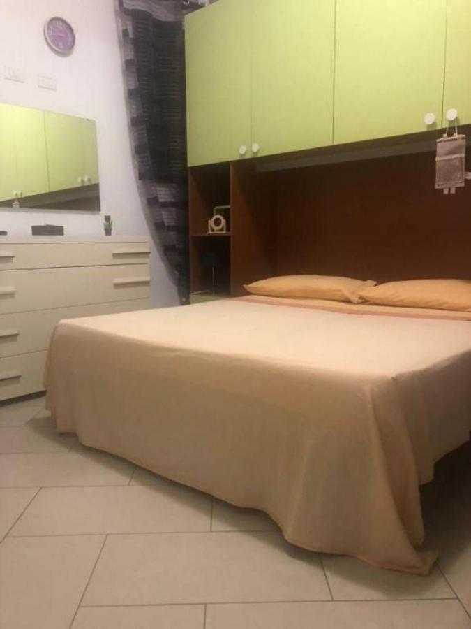 Private Studios - Monolocale Privato Palermo Kültér fotó