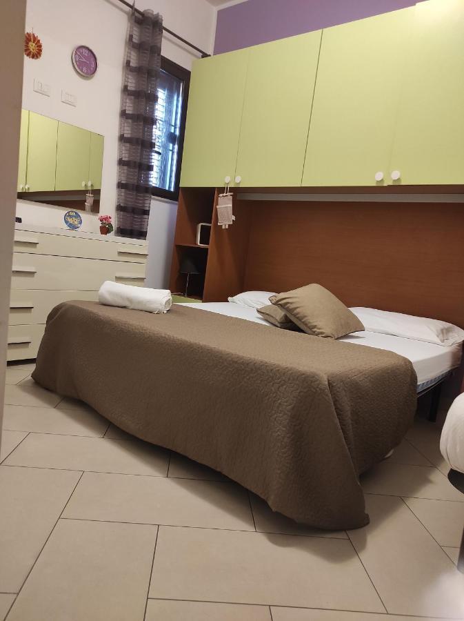 Private Studios - Monolocale Privato Palermo Kültér fotó